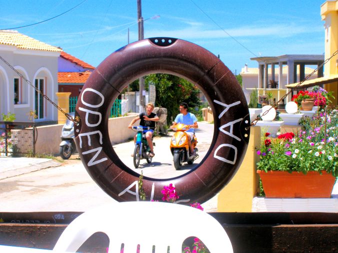 Daredevil Bikers! https://witness.theguardian.com/assignment/551d17e6e4b0f0f0388f2255/1457243